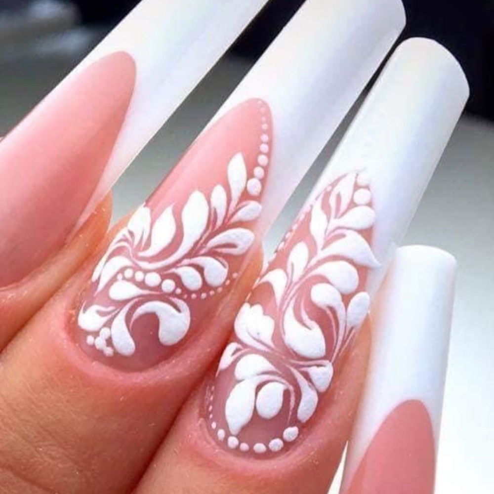 High quality nails services
